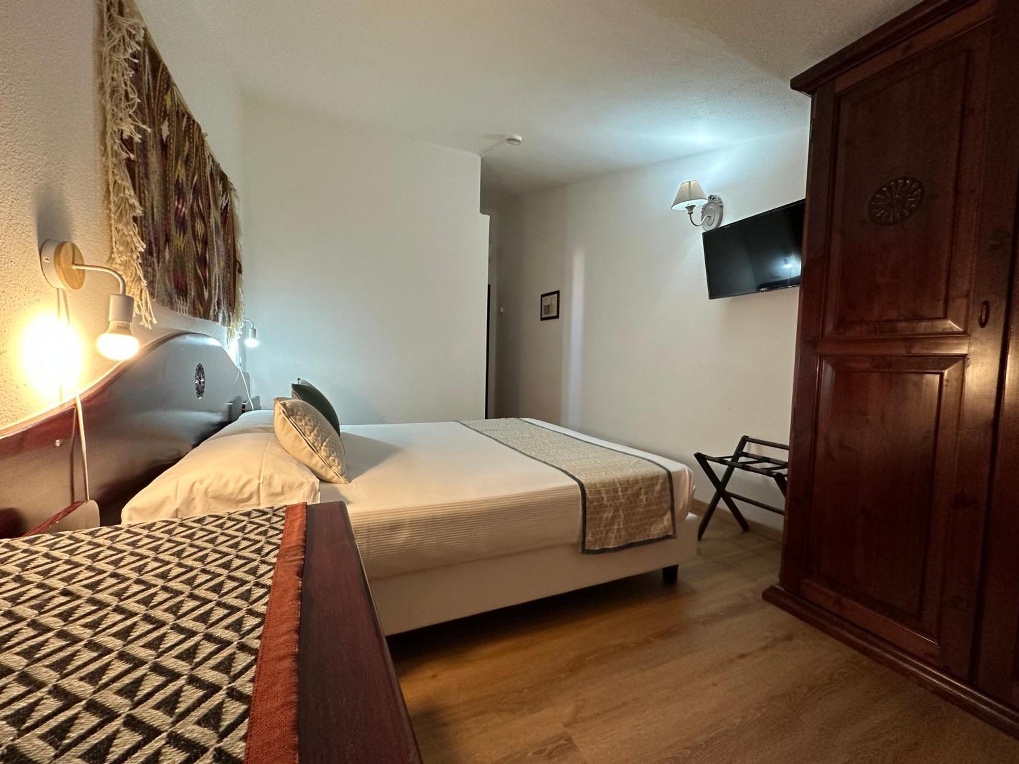 Hotel S'Ortale Con Parcheggio Interno E Ristorante All'Aperto Orosei Bagian luar foto